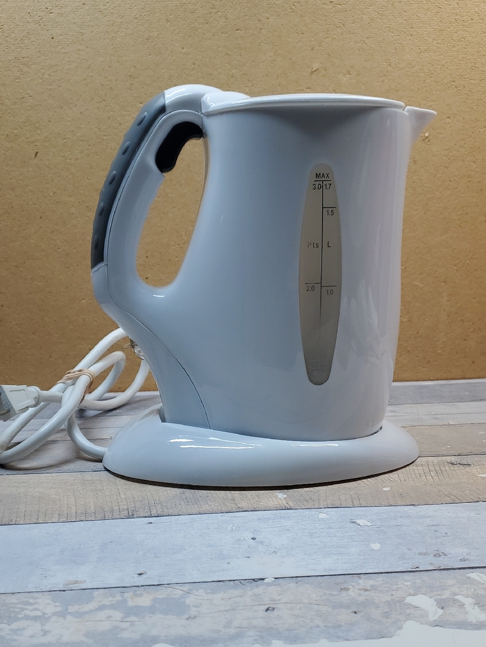 CROFTON Electric Cordless Water Kettle 1.8 qt. Tea Kettle 1500 Watts